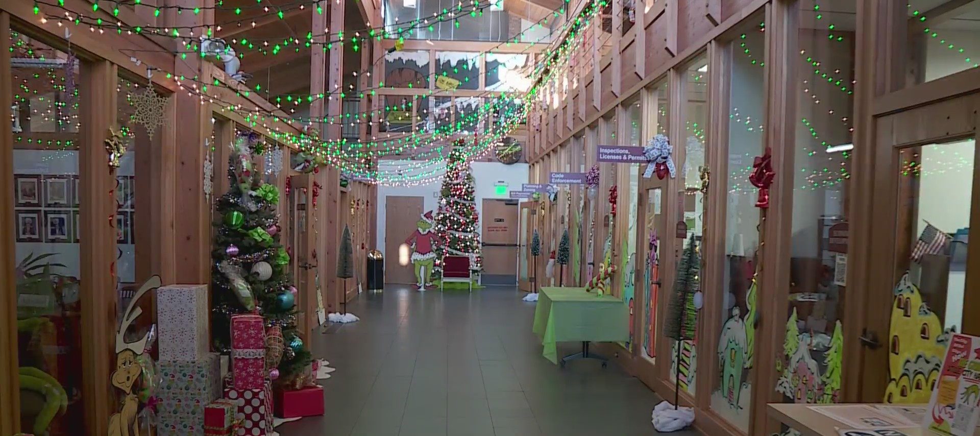 City of Del City Christmas decorations